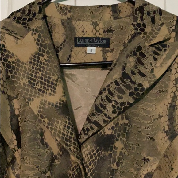 Fabulous Python Print Jacket - Picture 3 of 5